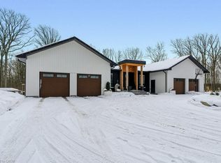 295 Allen Rd, Grimsby, ON L3M4E7