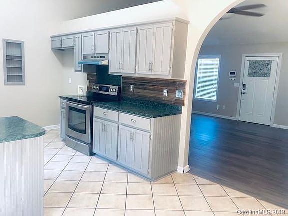 5th image of 1835 Bon Rea Dr