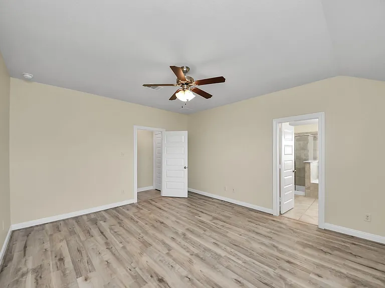 24654 Greenwood Bay Dr — Photo 33