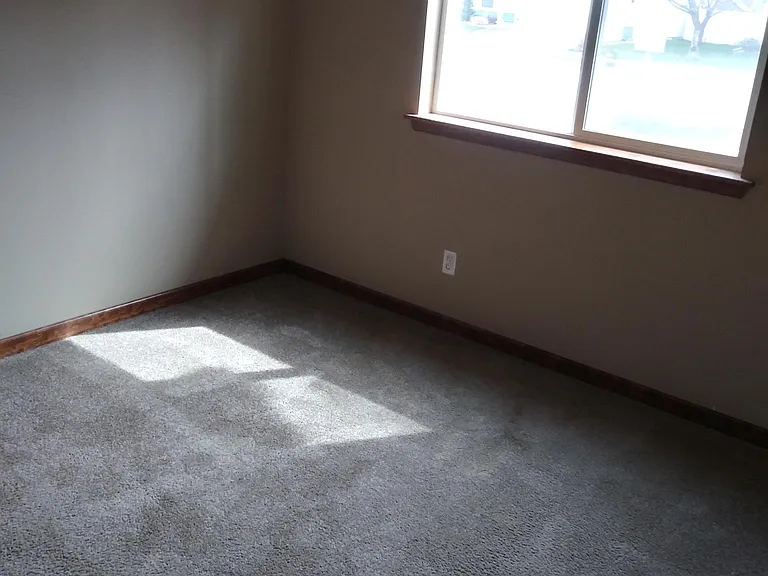 18207 E Montgomery Ave — Photo 8