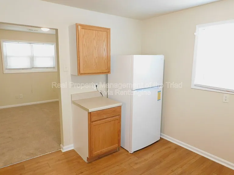 2118 Everitt St #K — Photo 7