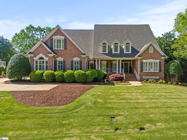 203 Barrington Park Dr, Greer, SC 29650