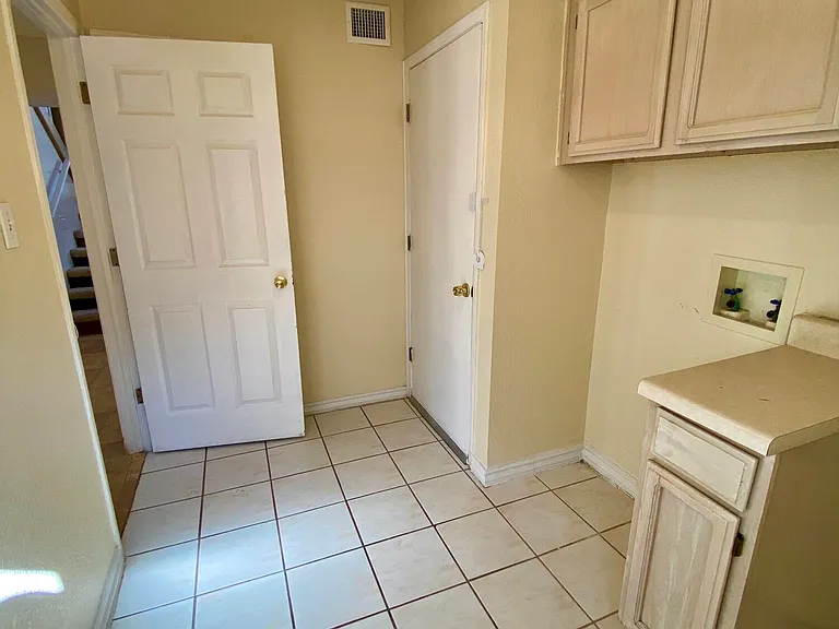 12521 Crystal Ridge St — Photo 18