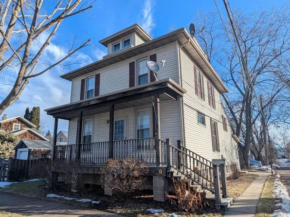 120 Bay St, Oshkosh, WI 54901