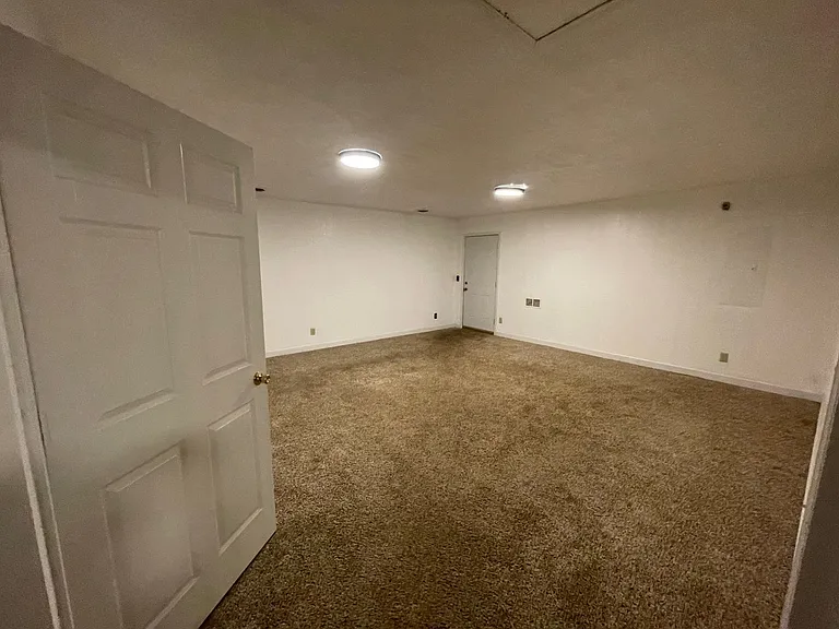 3100 Hunter Rd — Photo 9