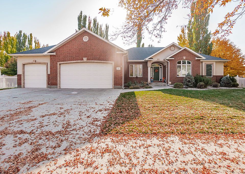 Beautiful home in Stonebrook Community