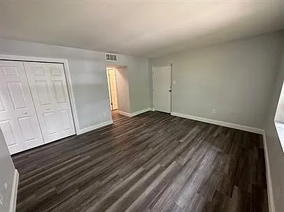 908 Erdner Ave — Photo 10