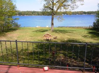 14660 S Hillview Lake Dr, Rodney, MI