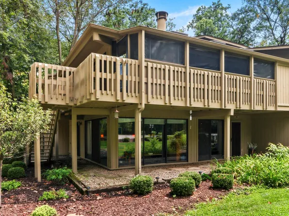 503 Tam OShanter DRIVE #A, Fontana, WI 53125