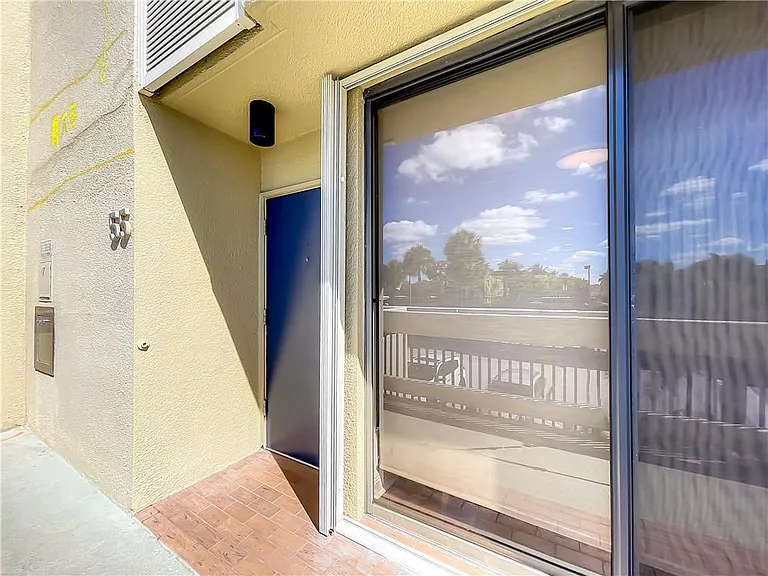 1100 SE 5th Ct #55 — Photo 9