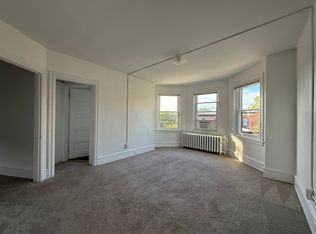 1201 W 8th St APT 3, Wilmington, DE 19806