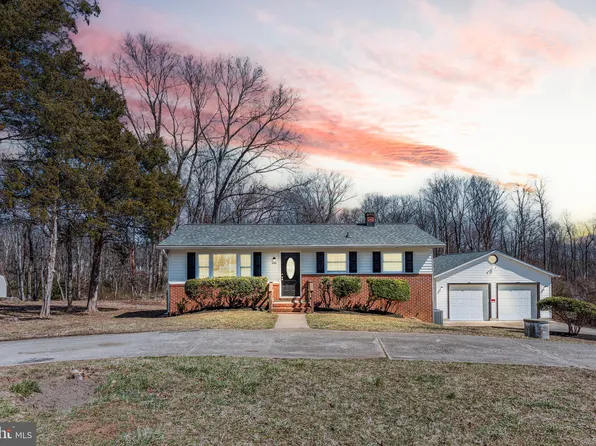 626 Truslow Rd, Fredericksburg, VA 22406