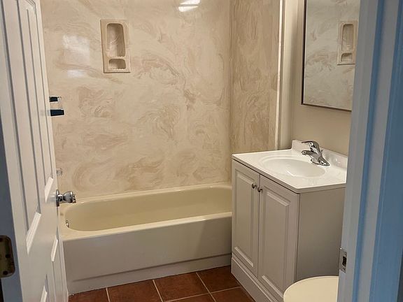 4th image of 2777 N Poinciana Blvd Suite 124