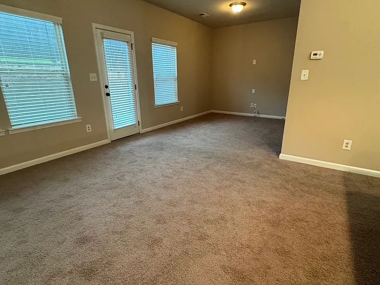 1043 Nightfall Ct NW — Photo 6