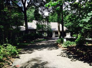 4123 Nagawicka Rd, Hartland, WI 53029