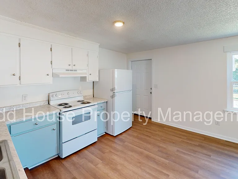 121 Grimes St #1 — Photo 4