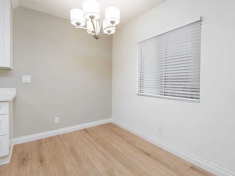 3810 Wade St #14 — Photo 7