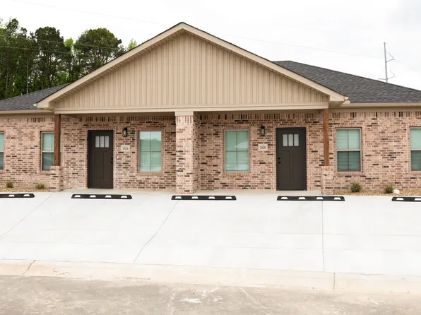 1612 Crestwood Dr, Benton, AR
