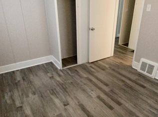 17755 Burnham Ave, Lansing, IL 60438