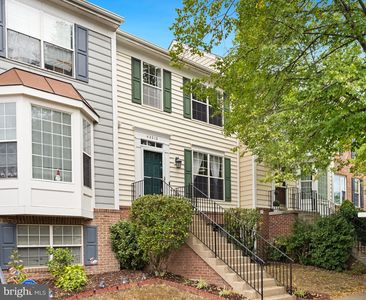 43212 Center St, Chantilly, VA, 20152
