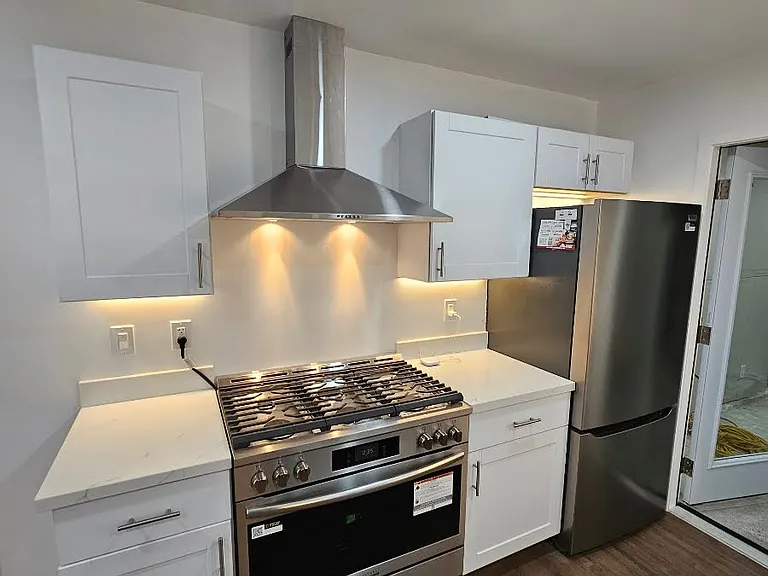1771 Tulane Ave — Photo 6