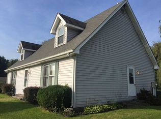 11749 N Pied Piper Pkwy, Cromwell, IN 46732