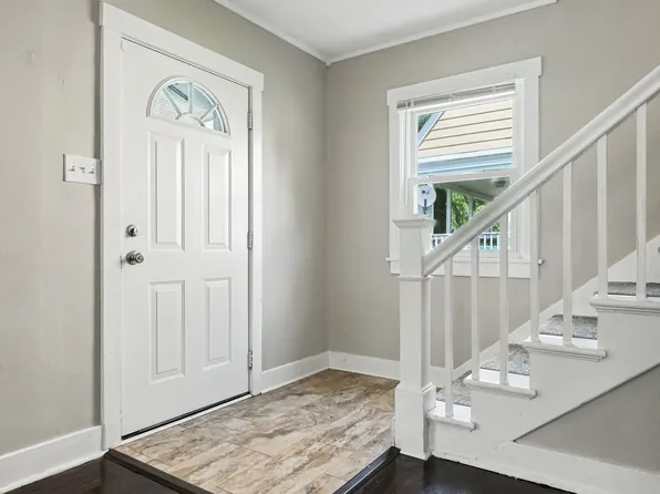 1721 Boundary St, Aliquippa, PA 15001