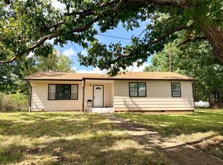 428 N Dade 171, Greenfield, MO 65661