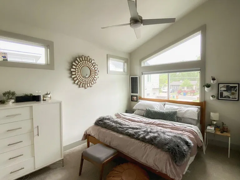 1709 Madison Ave — Photo 16