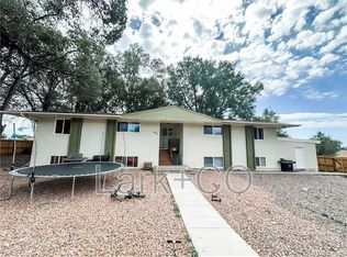 903 Boggs Pl APT B, Colorado Springs, CO 80910
