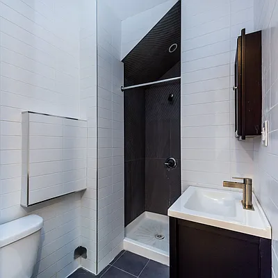 Rented by Nooklyn NYC LLC | media 10