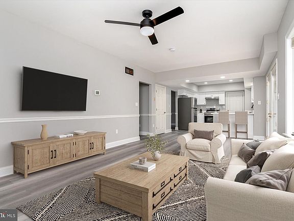 3rd image of 545 Palisades Blvd