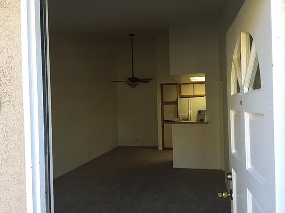 living room/dining room