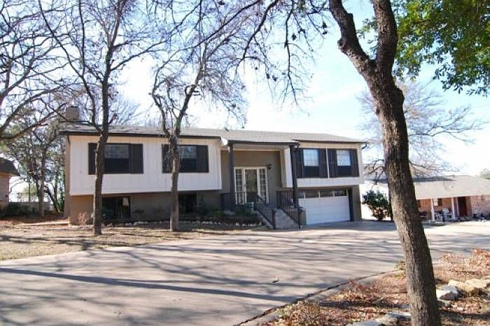 1st image of 4113 Fairway Dr