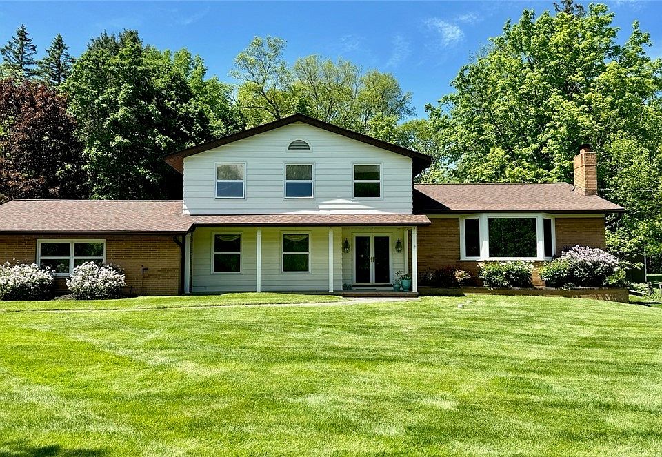 1st image of 28725 Gates Mills Blvd
