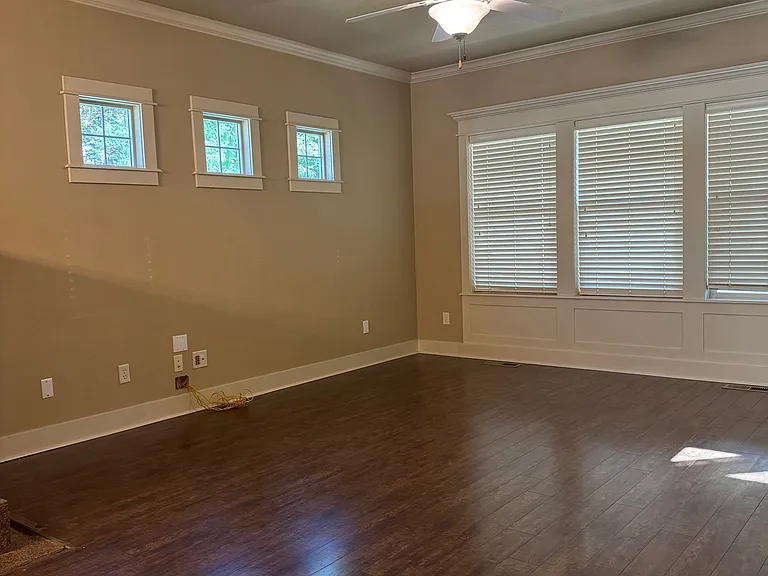 894 E Shadow Creek Ln — Photo 22