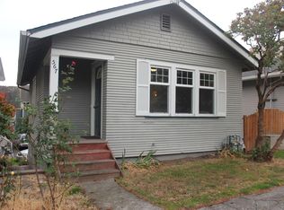 567 Aloha St #A, Seattle, WA 98109