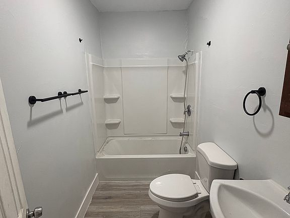 3rd image of 152 E Farm St #1