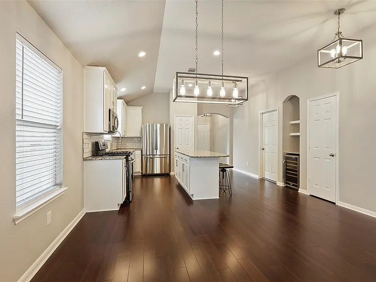 2362 Keegan Hollow Ln — Photo 9
