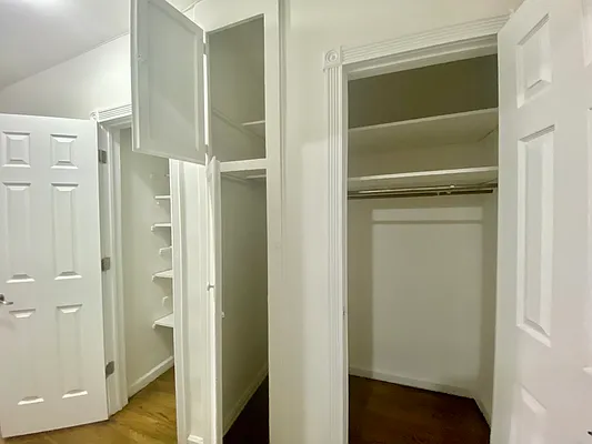 Rented by Compass | media 10