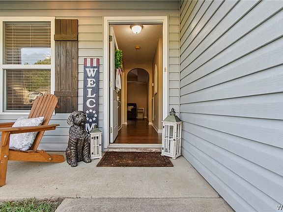 3rd image of 19686 Wenwood Cir