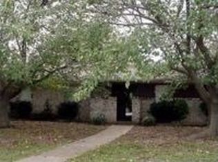 206 Silver Creek Dr, Duncanville, TX 75137