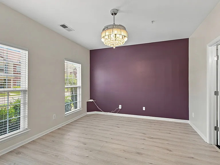 2055 Hemlock Dr #1 — Photo 14
