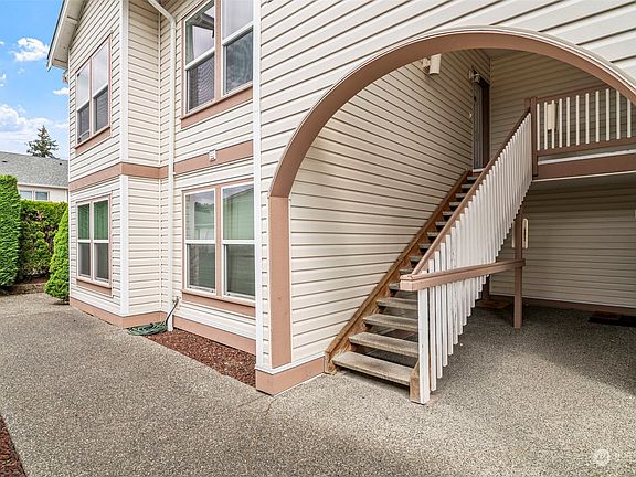 3rd image of 4827 67th Street NE #B202