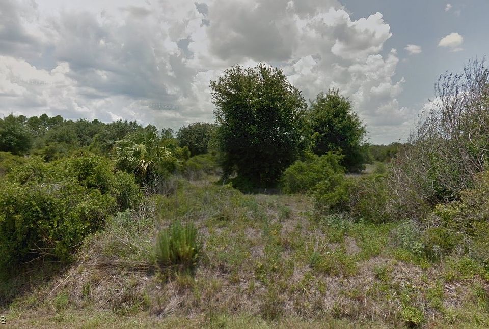 2nd image of 218 Avenue Del Clb