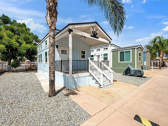 2nd image of 501 S Mistletoe Ave Space 19