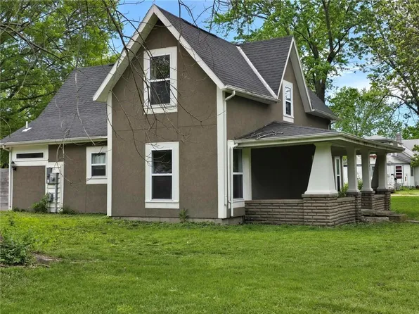 401 Cedar St, Belton, MO 64012