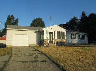 7005 N Ionia Rd, Vermontville, MI 49096