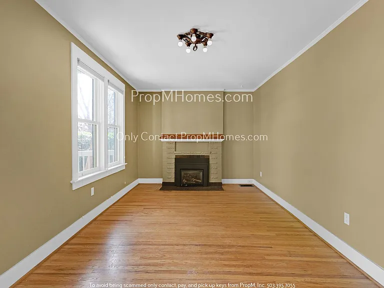 Charming Two Bedroom, One Bath in Mt Tabor! — Photo 5