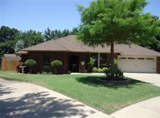 520 Bonita Cir, Norman, OK 73072
